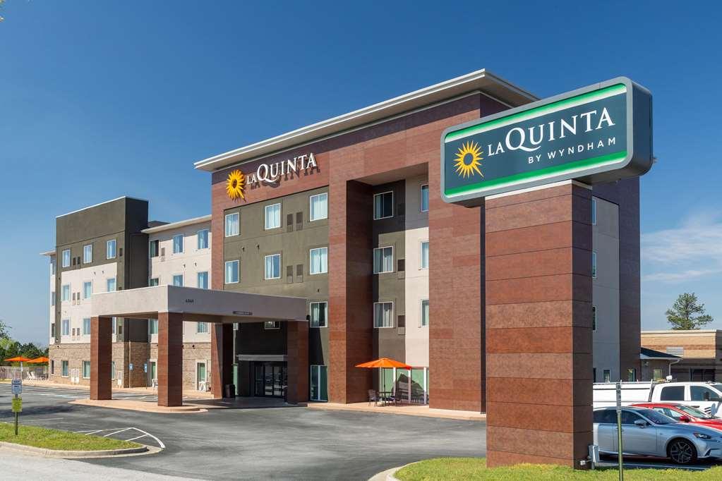 La Quinta Inn & Suites By Wyndham Augusta Fort Eisenhower Exterior foto