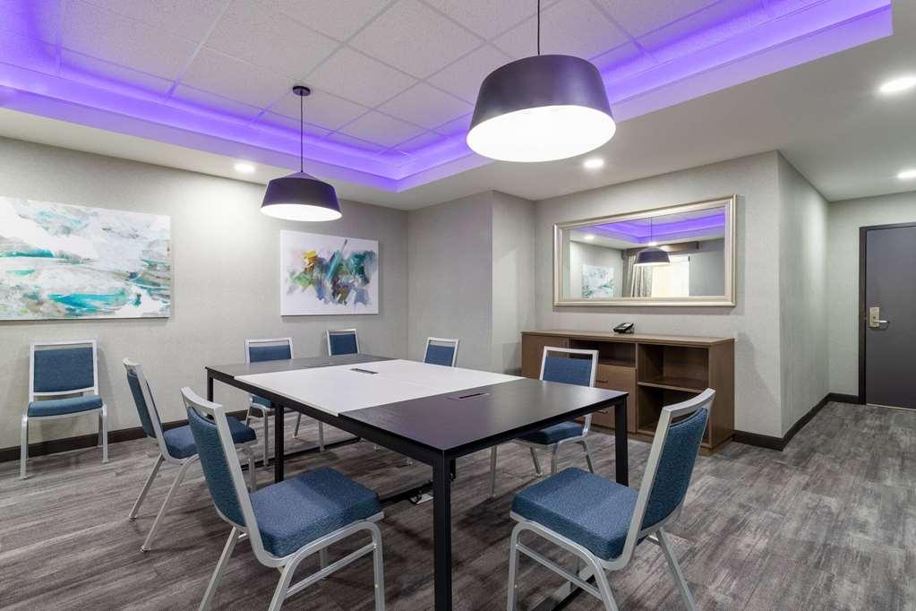 La Quinta Inn & Suites By Wyndham Augusta Fort Eisenhower Facilidades foto